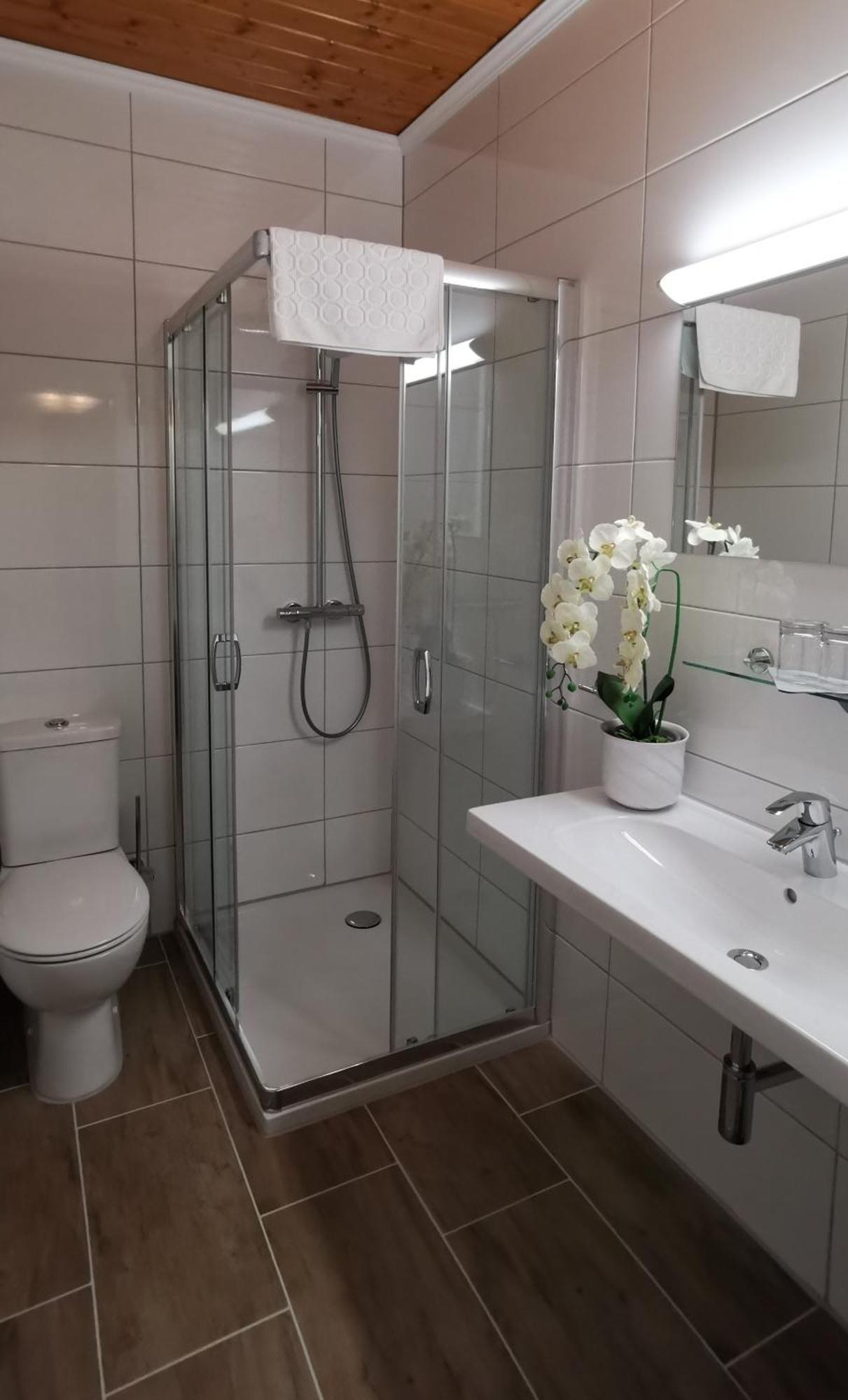 Hotel Am Greiner Rust Bagian luar foto
